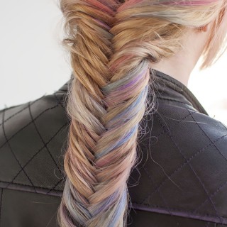 Hair Romance - Fishtail braid hairstyle how to with hair chalk